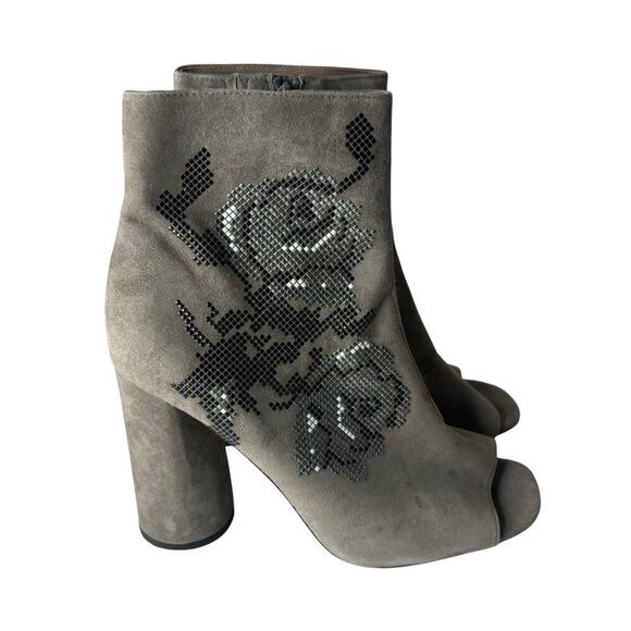 Donald Pliner Floral Embellished Peep Toe Suede Booties Grey Size 9.5 - Picture 4 of 9